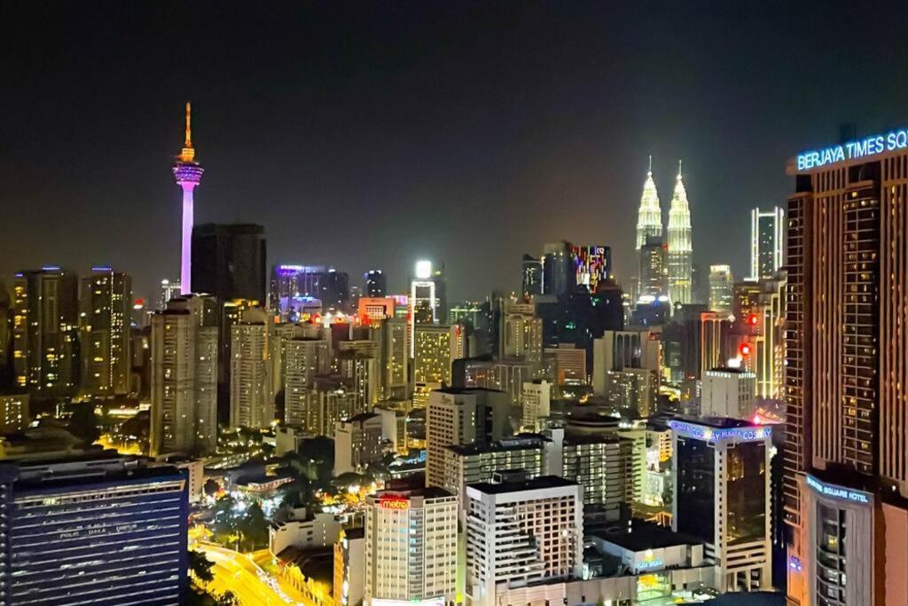 At Bukit Bintang Lalaport 32nd Flr Klcc View Pangsapuri Kuala Lumpur
